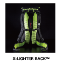 X-LIGHTER BACK™：独自に開発された、オールシーズン、テクニカルルート対応のマウンテニアリング用バックシステム